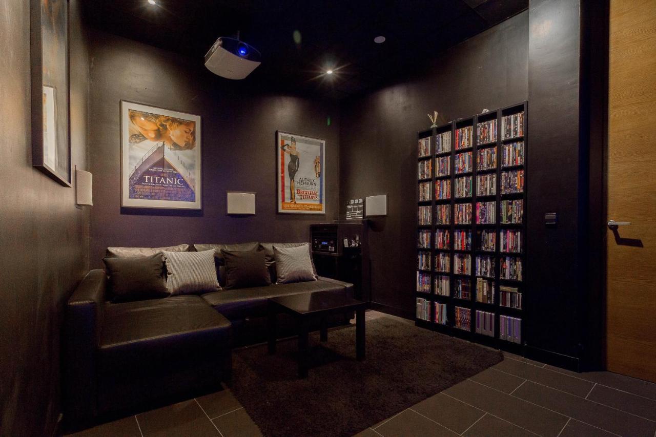 Vlvilla - Villa De Lujo En Valencia Con Piscina Privada Y Sala De Cine Burjassot Eksteriør billede